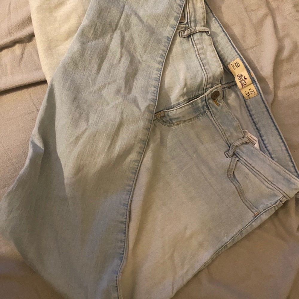Hollister jeans